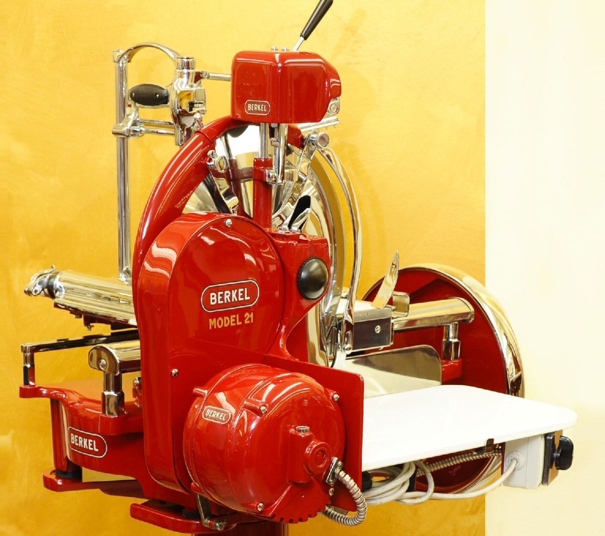 Berkel slicing machine model 21/8H EL 2dn series